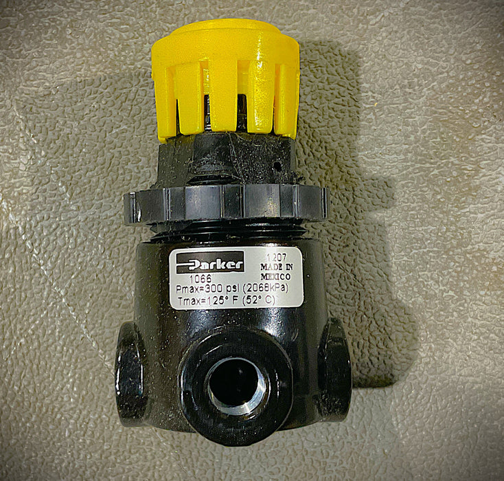 PARKER Compressed Air Regulator: 1/4" NPT, 300 Max psi, Miniature 14 CFM 4820-01-092-9221