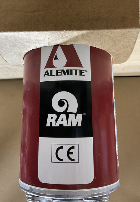Alemite SKF 5:1 Oil Pump Stub bung mounted Pump model /part number 9968
