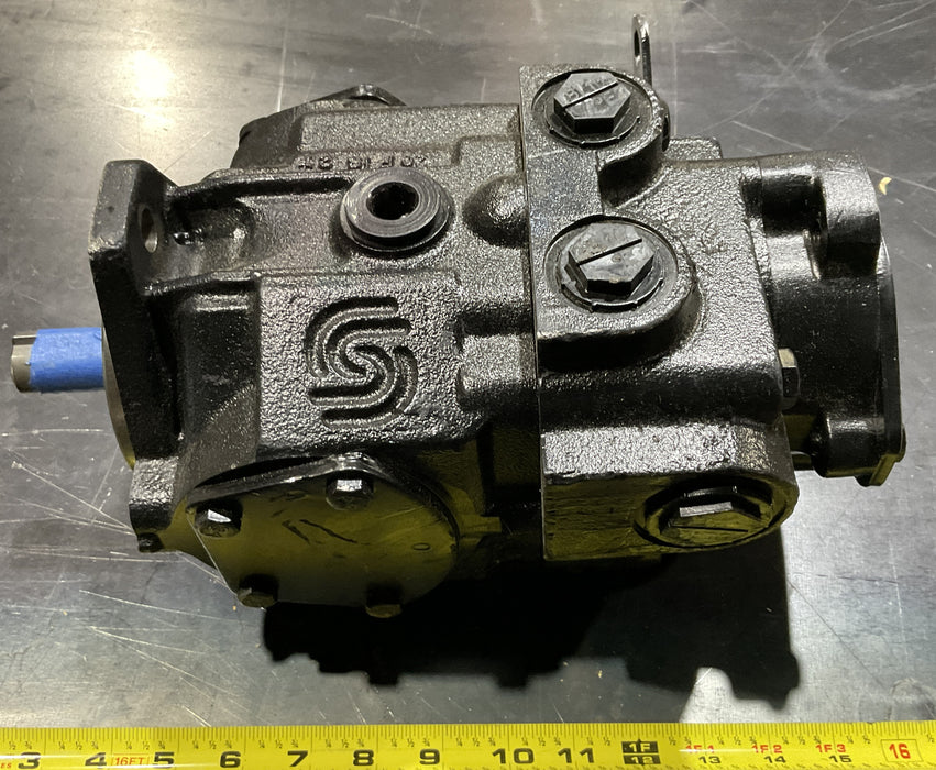 Danfoss Hydraulic Pump 7095531 Bobcat for Tandem Hydraulic aviation lift vehicle 4320-01-536-6393