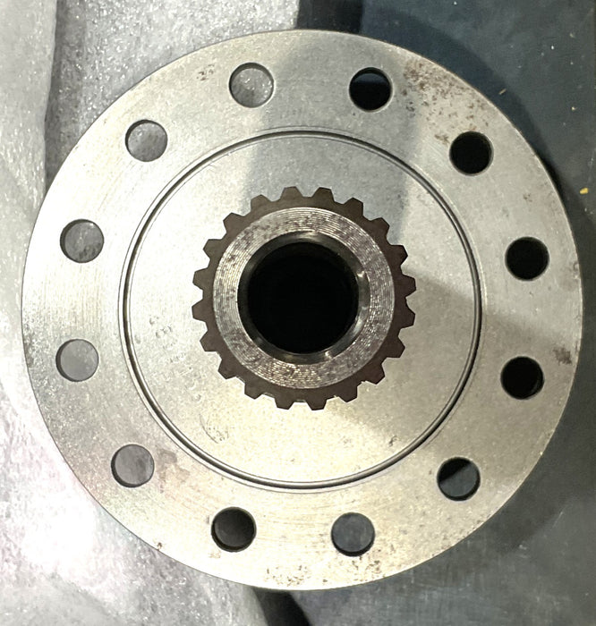 Twin Disc TT 6839156 JI CASE MW24ROPS L35534 BODY HUB T40209 73046031