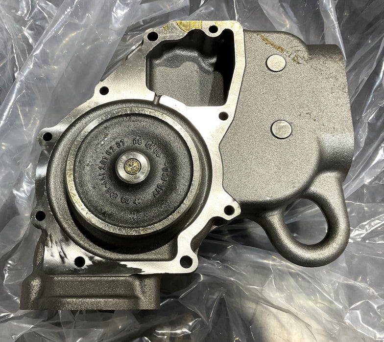 GENUINE DETROIT DIESEL RELIABILT MBE 4000 WATER PUMP RA4602000001