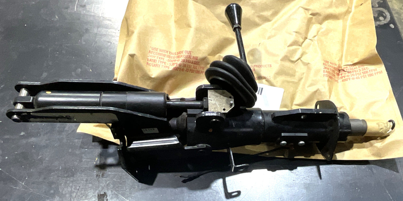 JLG ­SKY TRAK 7137623 STEERING COLUMN