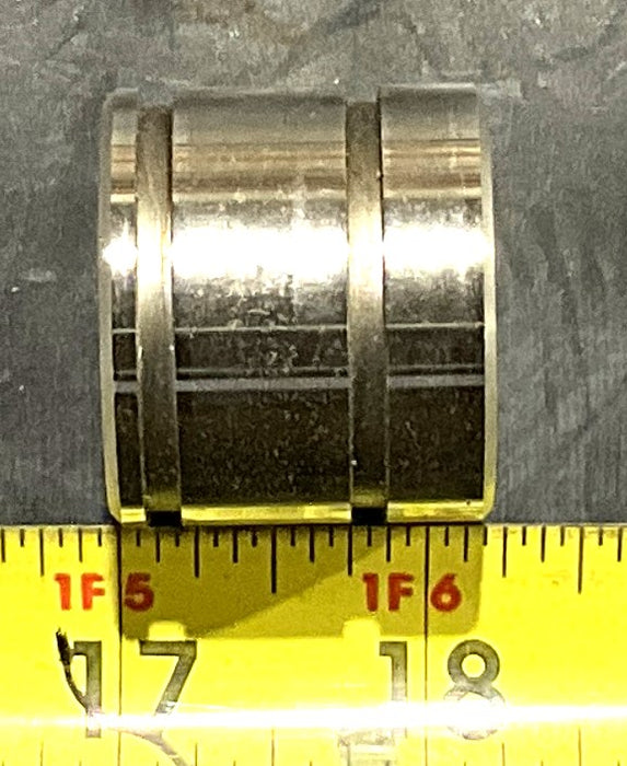 GENUINE Dana Spicer CLARK 234327 DRIVE BEARING PUMP SUPPORT Support