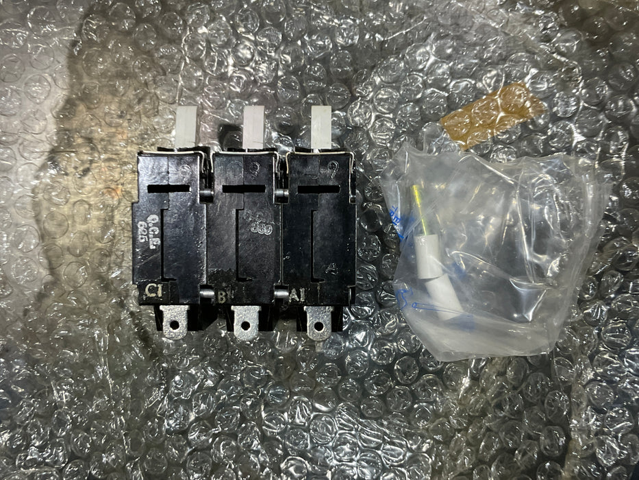 EATON HEINEMANN JA3-Z18-8 JA3-C2C3C3 CIRCUIT BREAKER 17A 208V 400HZ 5925-01-084-2370