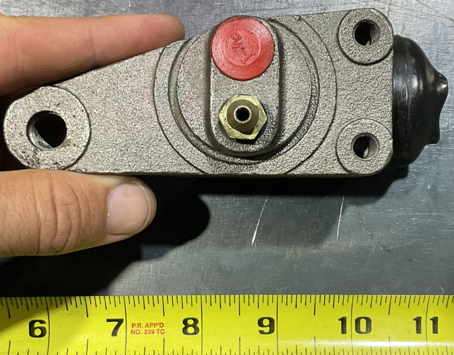 BENDIX WHEEL CYLINDER 33714 DELCO 172-308 CHRYSLER 2908735 FORD C4TZ2062D