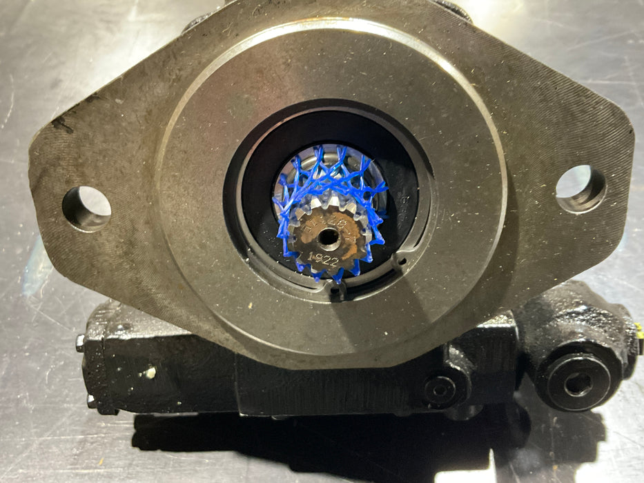 NEW Oilgear Hydraulic Pump PN 267585, 1EFH8-10019118