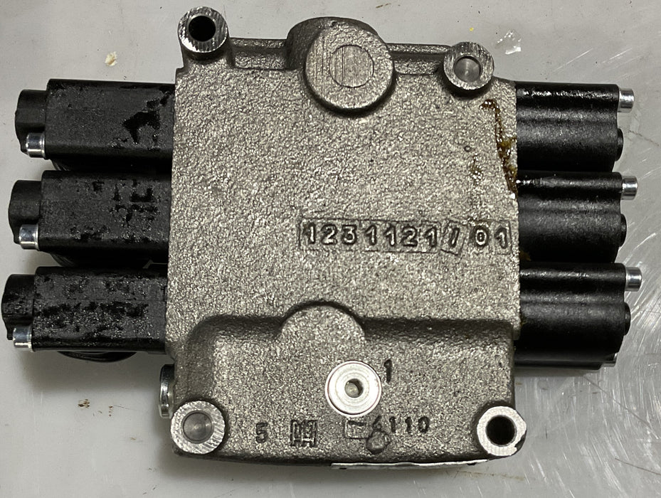 SALAMI DIRECTIONAL CONTROL VALVE 623102900 VDM6/DDD/U4