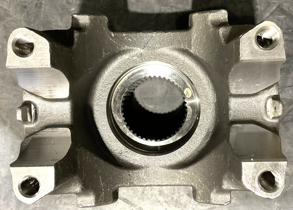 GENUINE NEW ALLISON 29540320 YOKE PROP SPL170 1/2 ROUND NAVISTAR 2599730C1