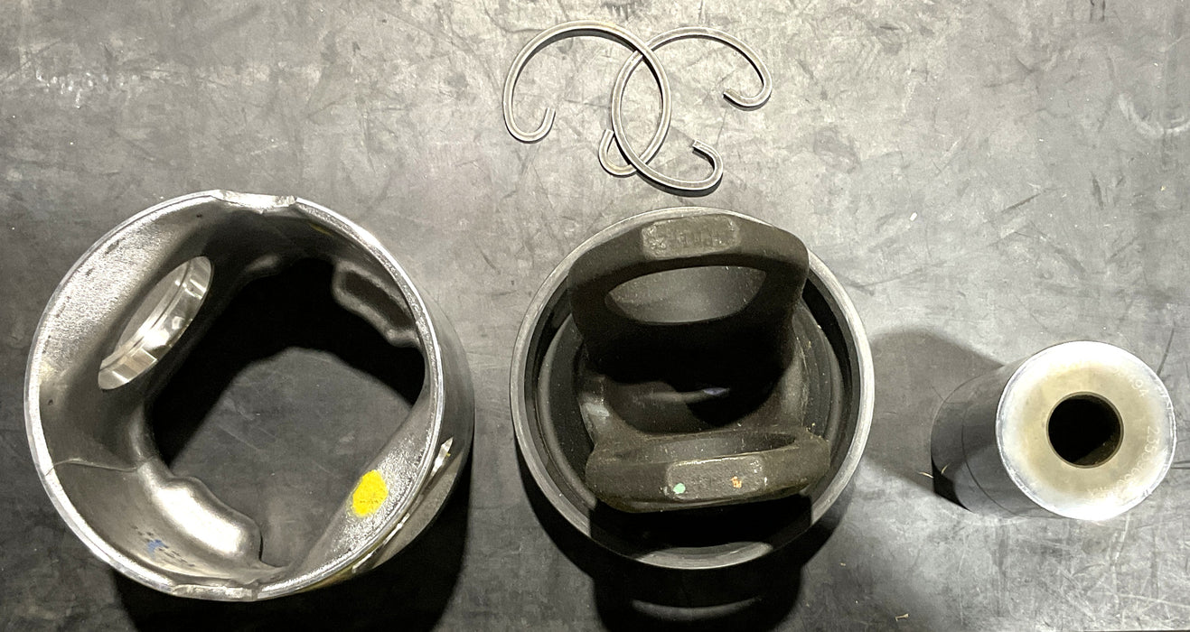 GENUINE Detroit Diesel R23532552 Piston Kit