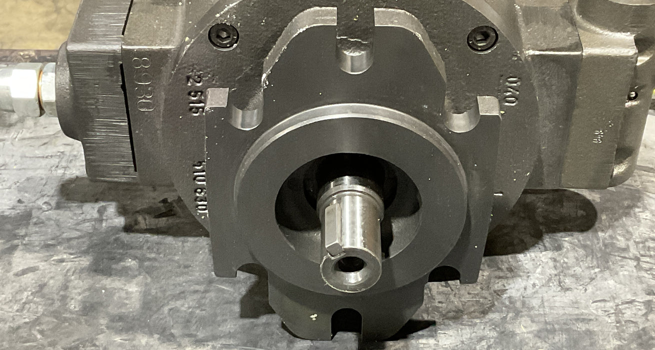 BOSCH 0514 300 319 RADIAL PISTON PUMP (Northrop Grumman) PVR/7.5/PCY/10A1