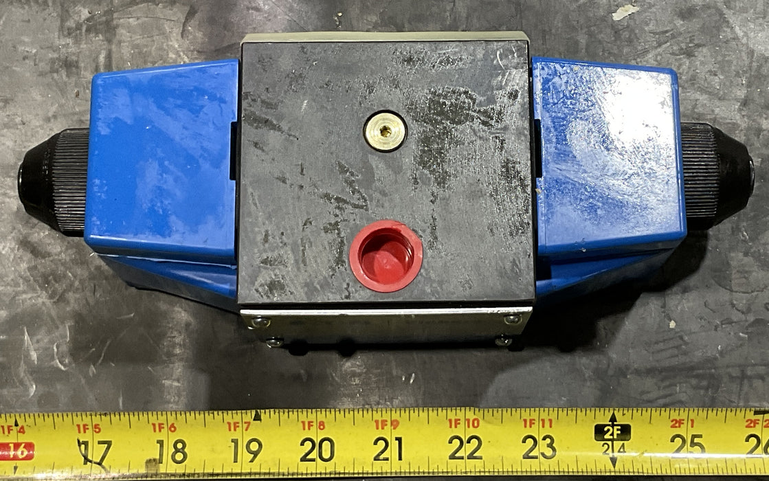 Vickers DIRECTIONAL CONTROL VALVE DG4S4010CB60