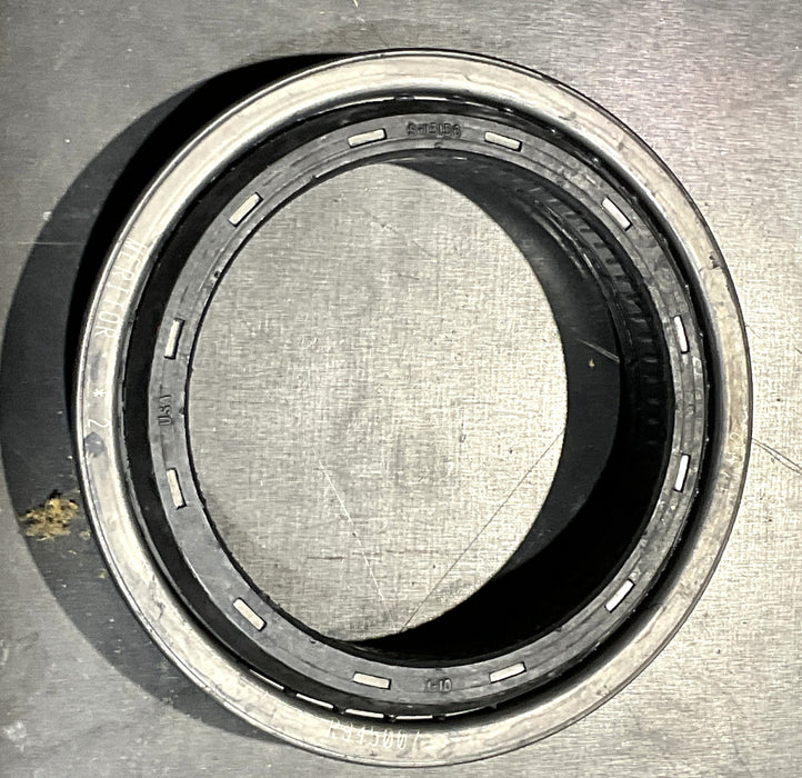 GENUINE Meritor R945007 Oil 573714C91 2502761C1