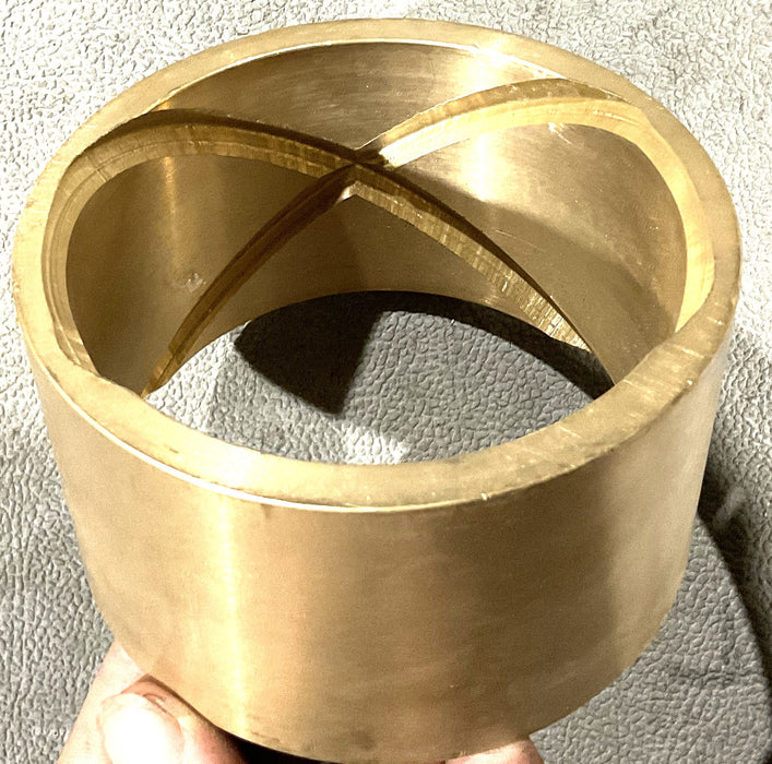 OSHKOSH TRUCK SLEEVE BEARING 1437270