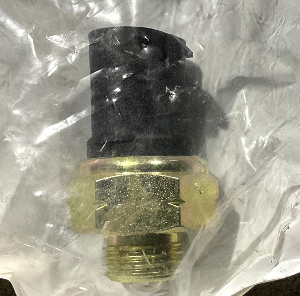 GENUINE MERITOR Fabco Switch P/N 798C10007 798C-10007 — G-Cor Automotive