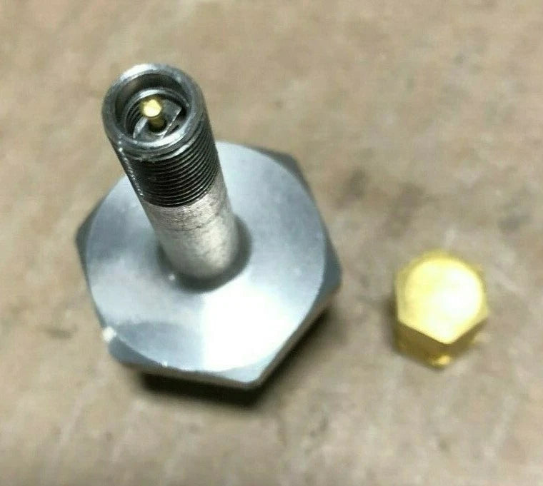 Douglas DC-8 Meggit Aircraft Braking Sytems TR718-03 Tire Valve 2640-00-511-3544