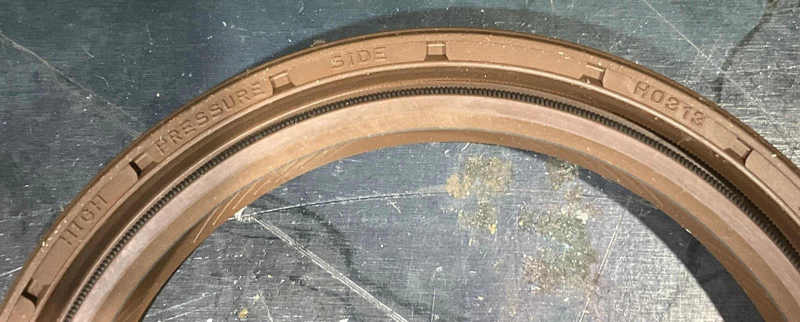 Ctis Spindle Hub Seal M1078 And M1083 Series Military Vehicles 5330-01-360-7753