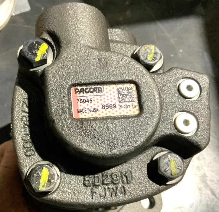 EATON HYDRAULIC WINCH 4K MOTOR 111-1050-004 M0419A00E0000D PACCAR 75045