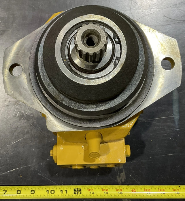 (NOS) CAT VIBRATORY COMPACTOR HYDRAULIC MOTOR