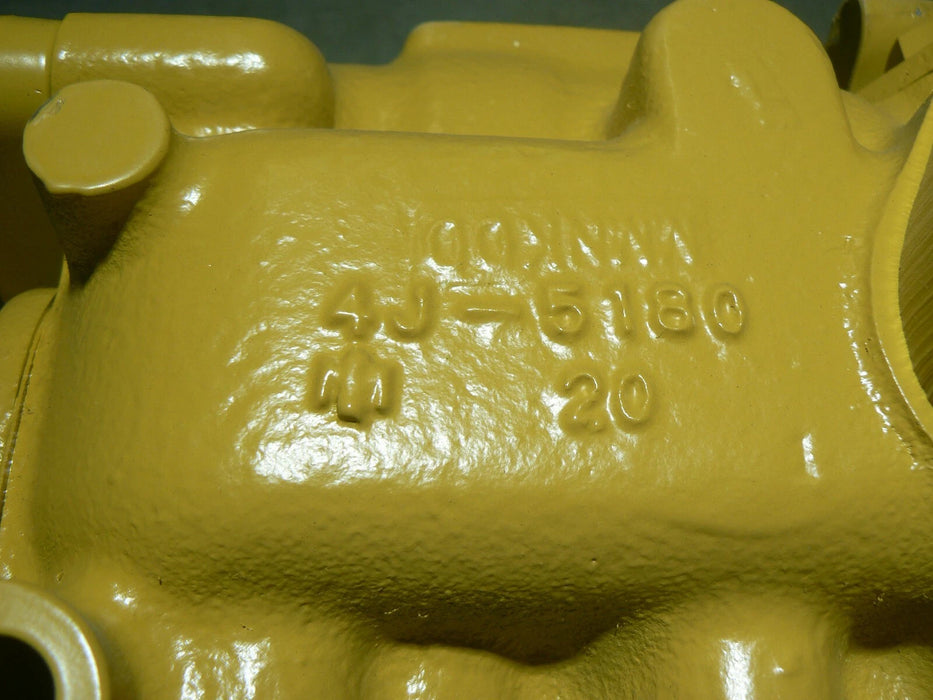 GENUINE NEW 7J-2451 Caterpillar 613 613B 615 Tractor Scraper Valve cast 4j5180