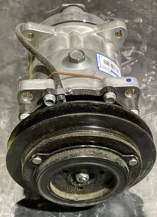 GENUINE CAT A/C COMPRESSOR 106-5122 , MANY APPLICATIONS