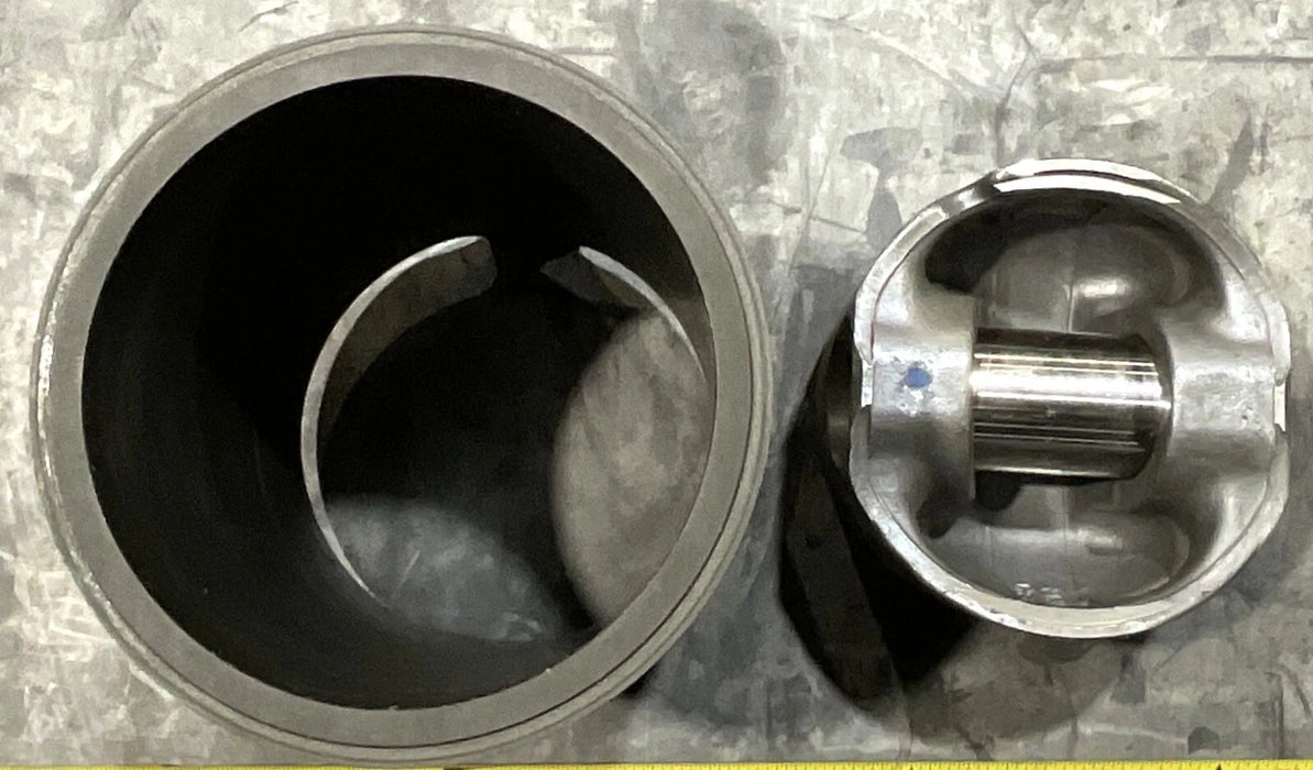 GENUINE Cummins 903 Cylinder Kit. Part No. 3803447