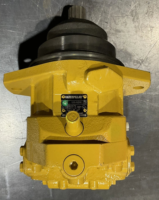 (NOS) CAT VIBRATORY COMPACTOR HYDRAULIC MOTOR