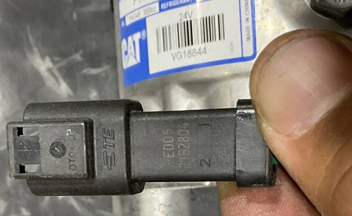 GENUINE CAT A/C COMPRESSOR 106-5122 , MANY APPLICATIONS