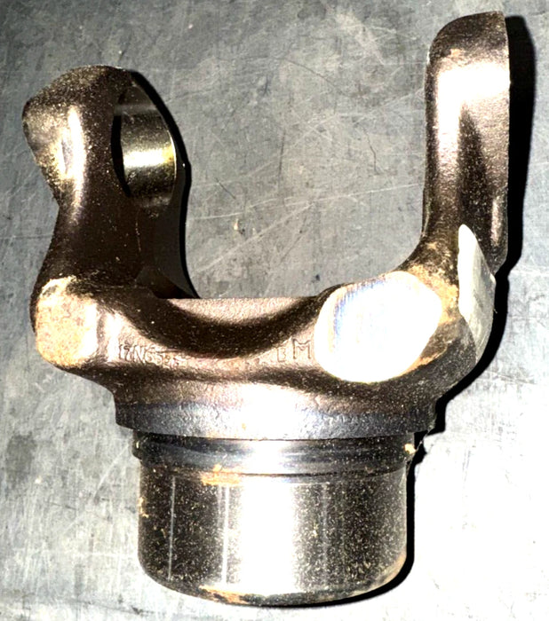 Meritor Yoke 17N44561 17N-4-4561 DANA 6-4-4561 AM GENERAL 5571078