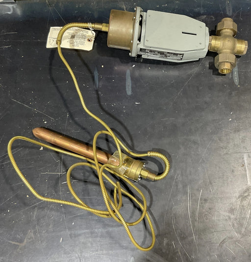 TRAC 40599-801 MIL-V-19772-A TYPE II CLASS 2 SERIES 100 SIZE 3/4 4820-01-261-5731