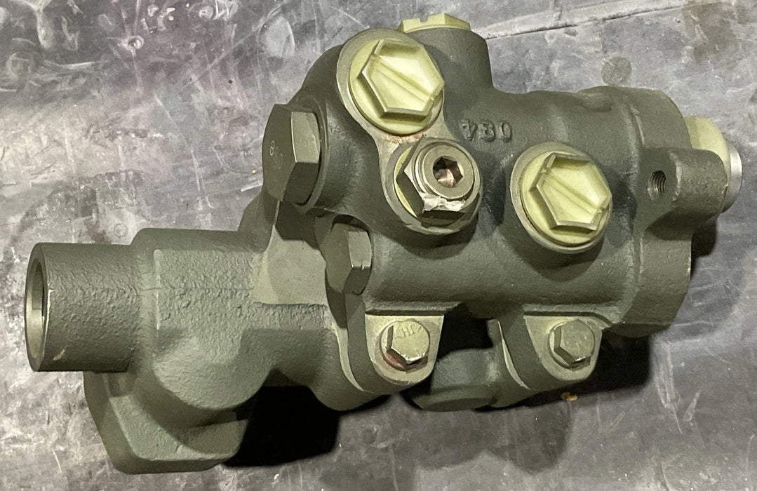 JLG VRRT Hydraulic Brake Control Valve Assembly P/N'S 8902218 & 06-460-844