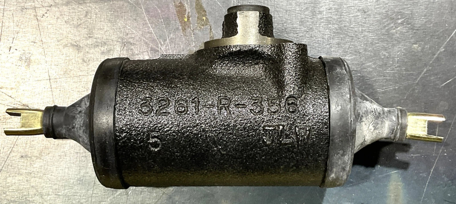 DANA CLARK WHEEL CYLINDER 841504 3261-R-356