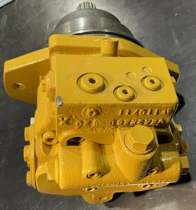 (NOS) CAT VIBRATORY COMPACTOR HYDRAULIC MOTOR
