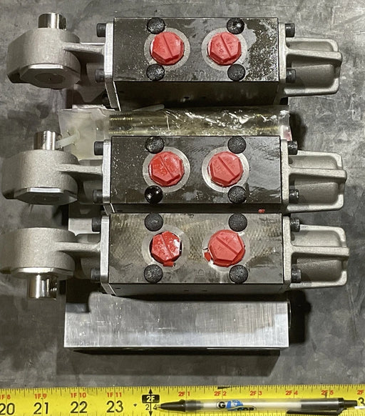 PARKER HYDRAULIC DIRECTIONAL VALVE 606550-33 606503-3 2CT399