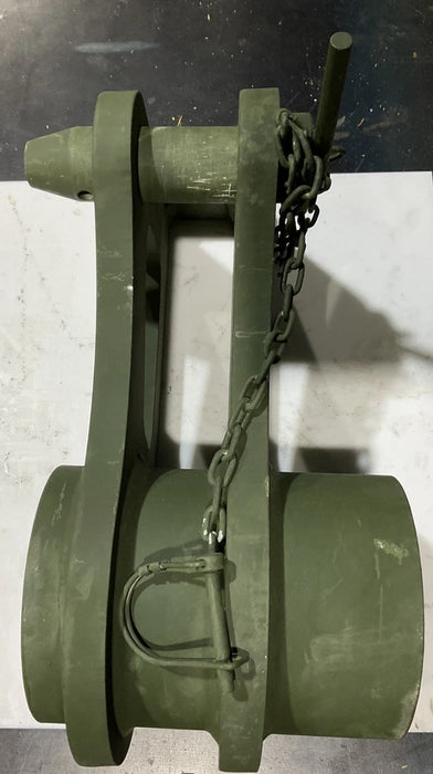 OSHKOSH 1497250W TOW HOOK BRACKET