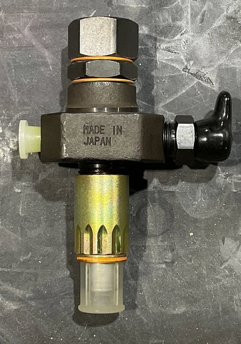 Onan Genuine OEM Part 147-0378 Fuel Injector Assembly Applicable To: Djb Dje