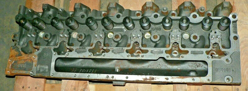 (NOS) M939A2 CYLINDER HEAD Cummins 6CTA8.3 57K4756 3968930 3802261 CAST 3936152