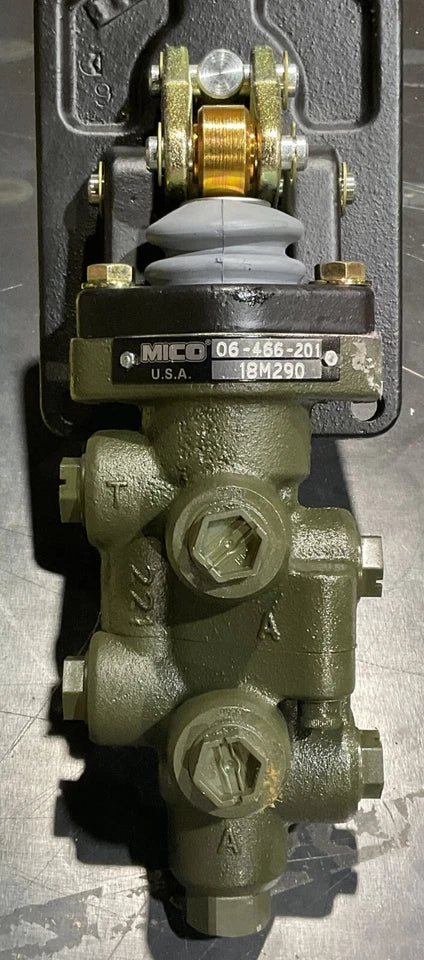 MICO 06-466-201 HYDRAULIC ACCUMULATOR