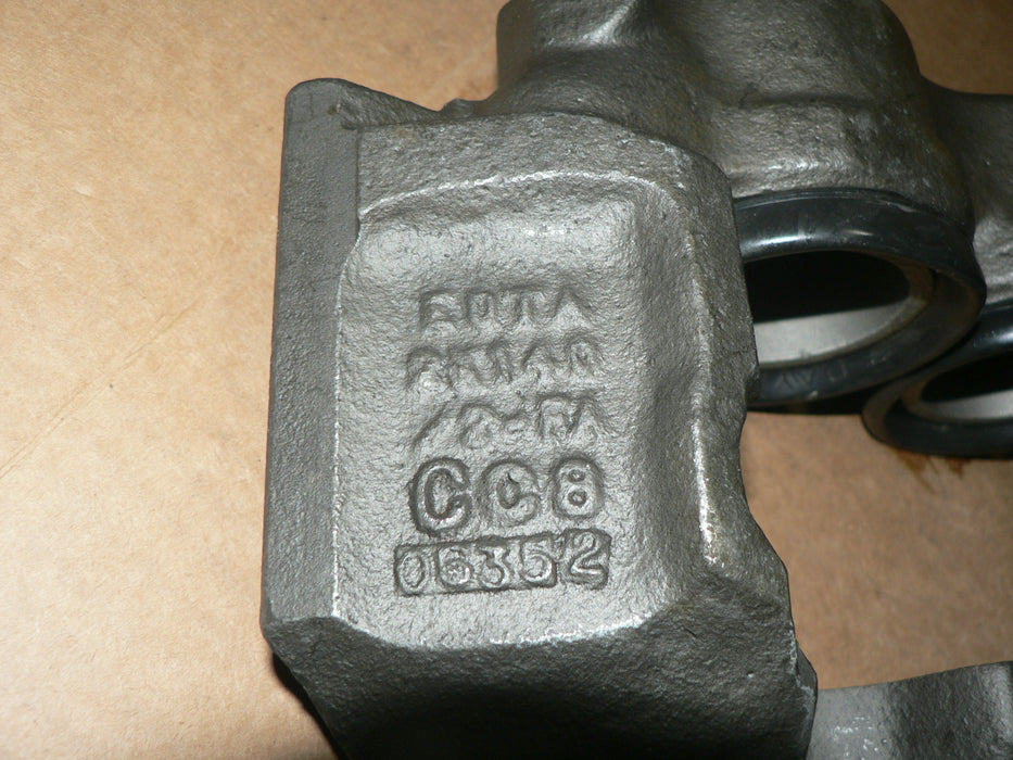 FORD BENDIX DUAL PISTON CALIPER 1980-85 FORD F350 E0TZ2B120D E0TZ2B120C