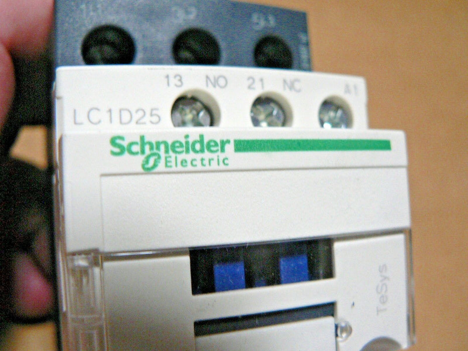 Schneider Electric LC1D25 F7 25 AMP LC1D25F7 110V 50/60HZ 11KW/400V 15HP/480V