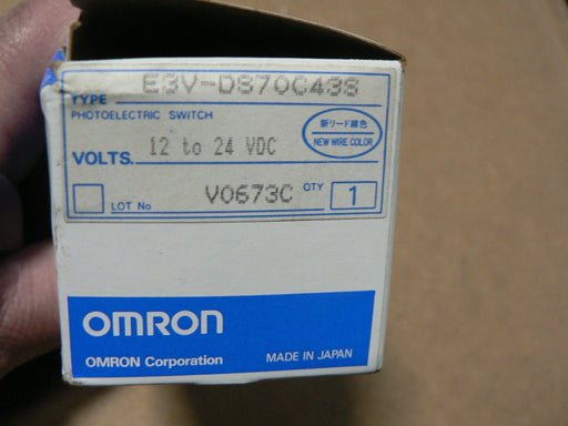 OMRON PHOTO SENSOR E3V DS70C43S 12 TO 24VDC