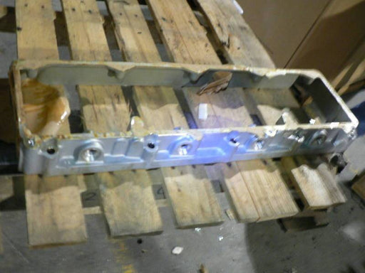 CUMMINS V903 ROCKER HOUSING 3060053