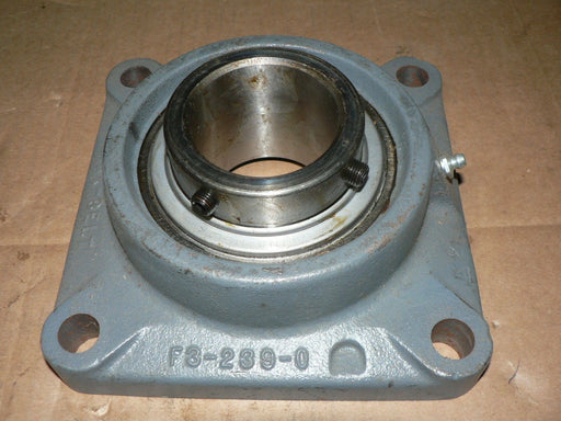 LINKBELT F3U236H FLANGE BEARING 2-1/4 ISD 3 BOTTOM TO TOP OF BEARING 5-3/4