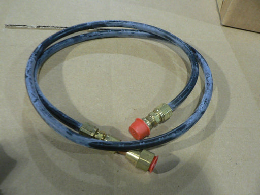 HOSE to XM870 LOW BED TRAILER P/N 12357855