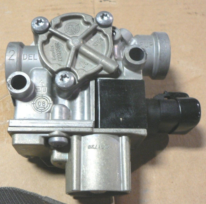 Bendix 801552 BENDIX BRAKE VALVE 801585 5013318 K0209T M-32 — G-Cor Automotive