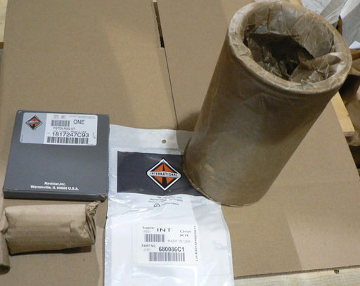 DRESSTA KOMATSU CYLINDER SLEEVE 1216651H91