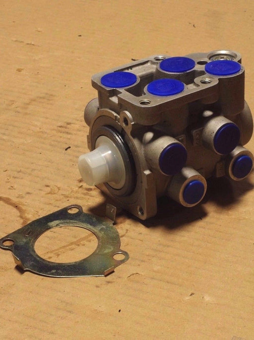 BENDIX E7 FOOT VALVE NAVISTAR 579510C91 PNEUMATIC BRAKE TVS 1A240702