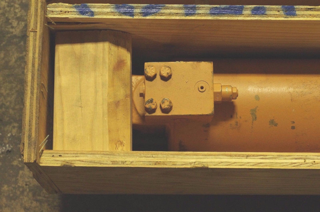 M13K JI CASE CNH HYDRAULIC CYLINDER G110258