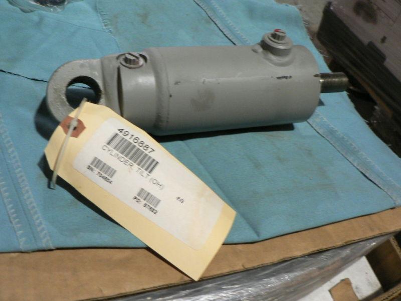 KALMAR TILT CYLINDER LEFT 4916887 - 5