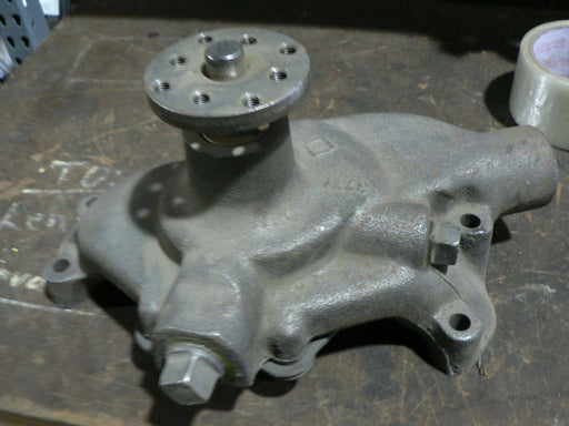 CHEVY 283 327 WATER PUMP AFTERMARKET 1 PLUG 2-5/8 HUB
