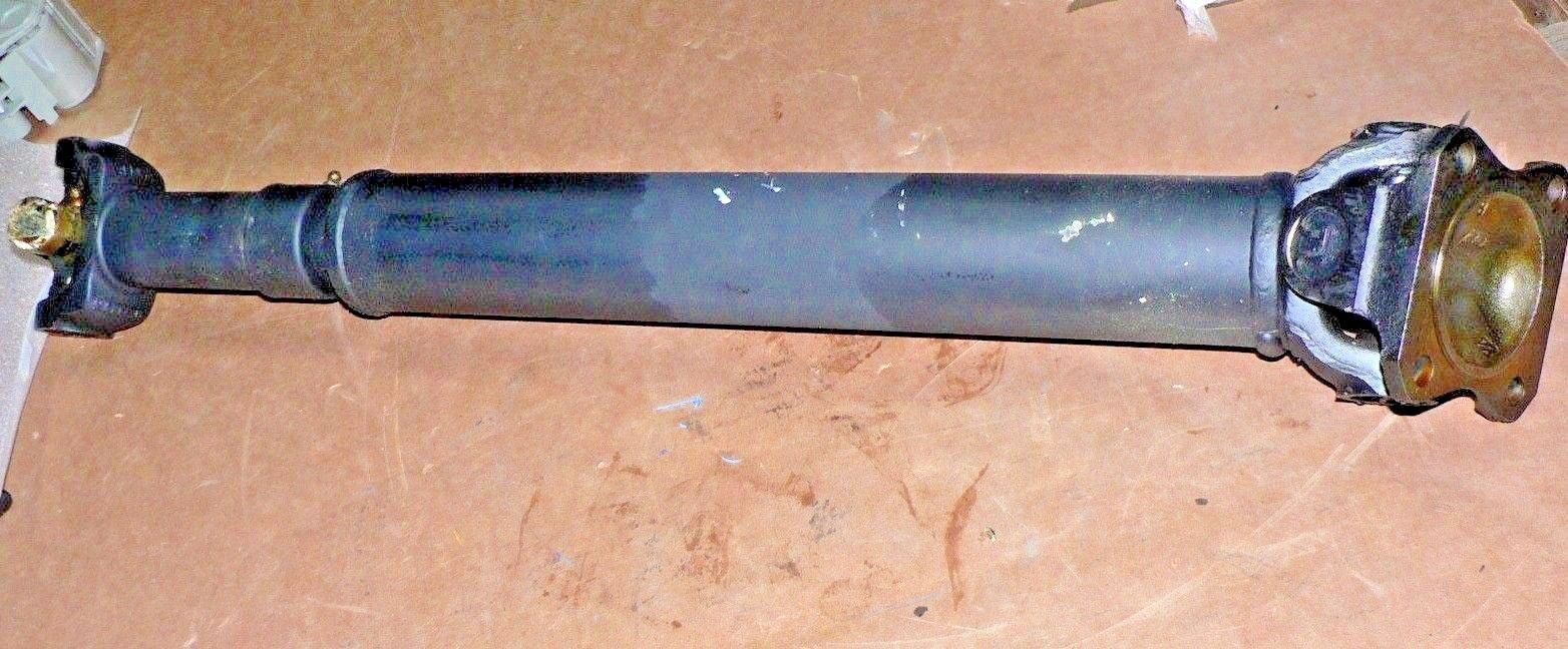 HMMWV M998 M1038 M1097 M966 PROP SHAFT WITH UNIVERSAL JOINT 12339298 5577631